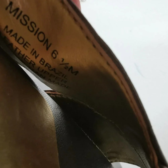 Carlos Santana  Silver Heels - Picture 9 of 9